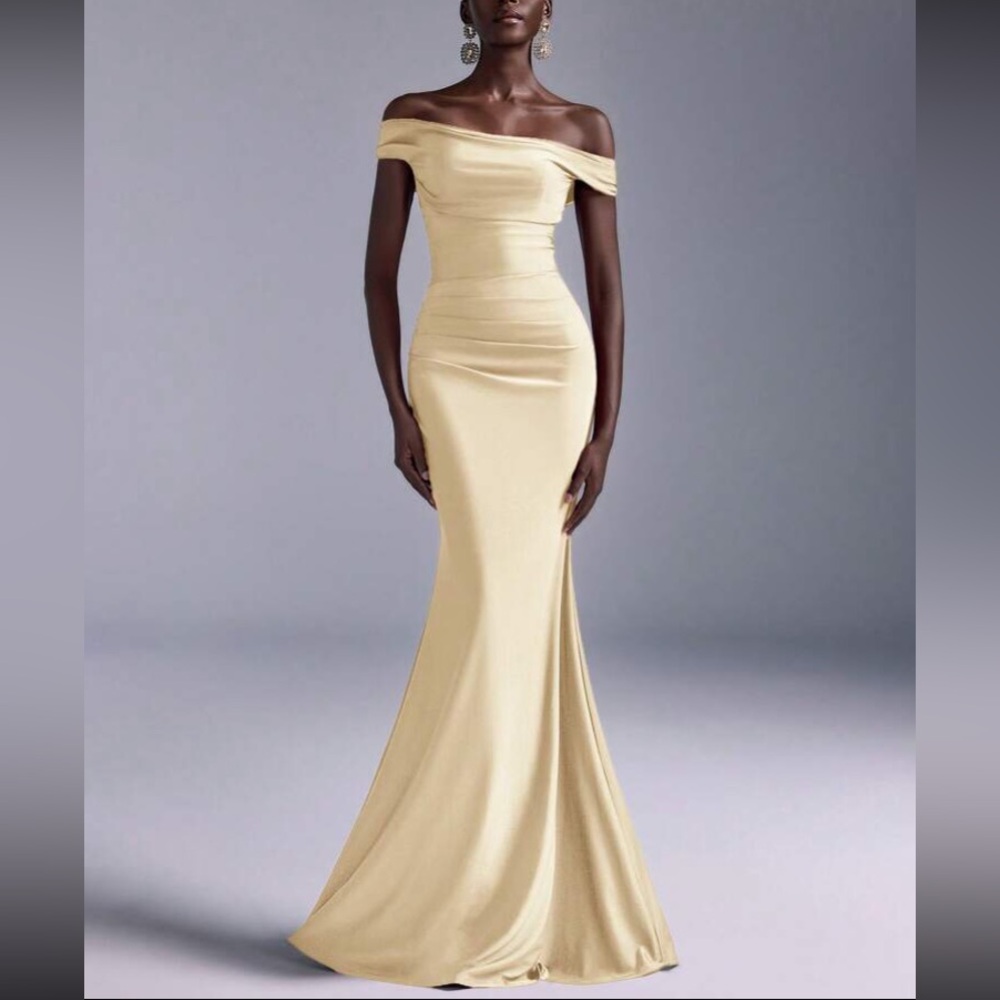 Luxurious yellow off shoulder party formal evening gown dress